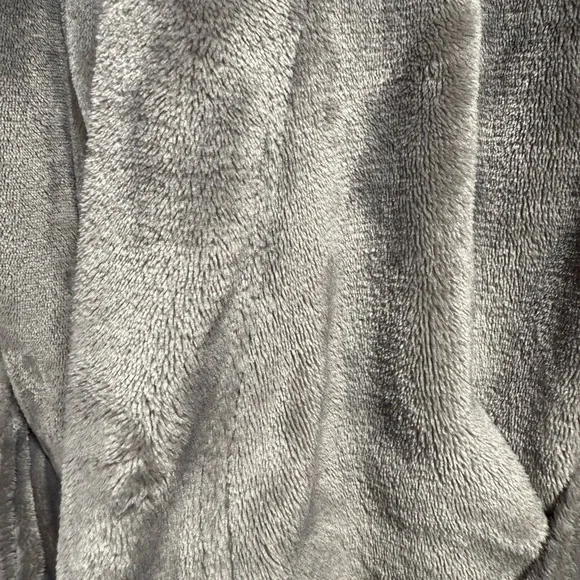 UGG women’s charcoal gray Marlow fleece plush long bathrobe. Size Small. - Picture 8 of 9